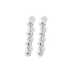 Aretes largos con 4 bolas pequeñas silver 2