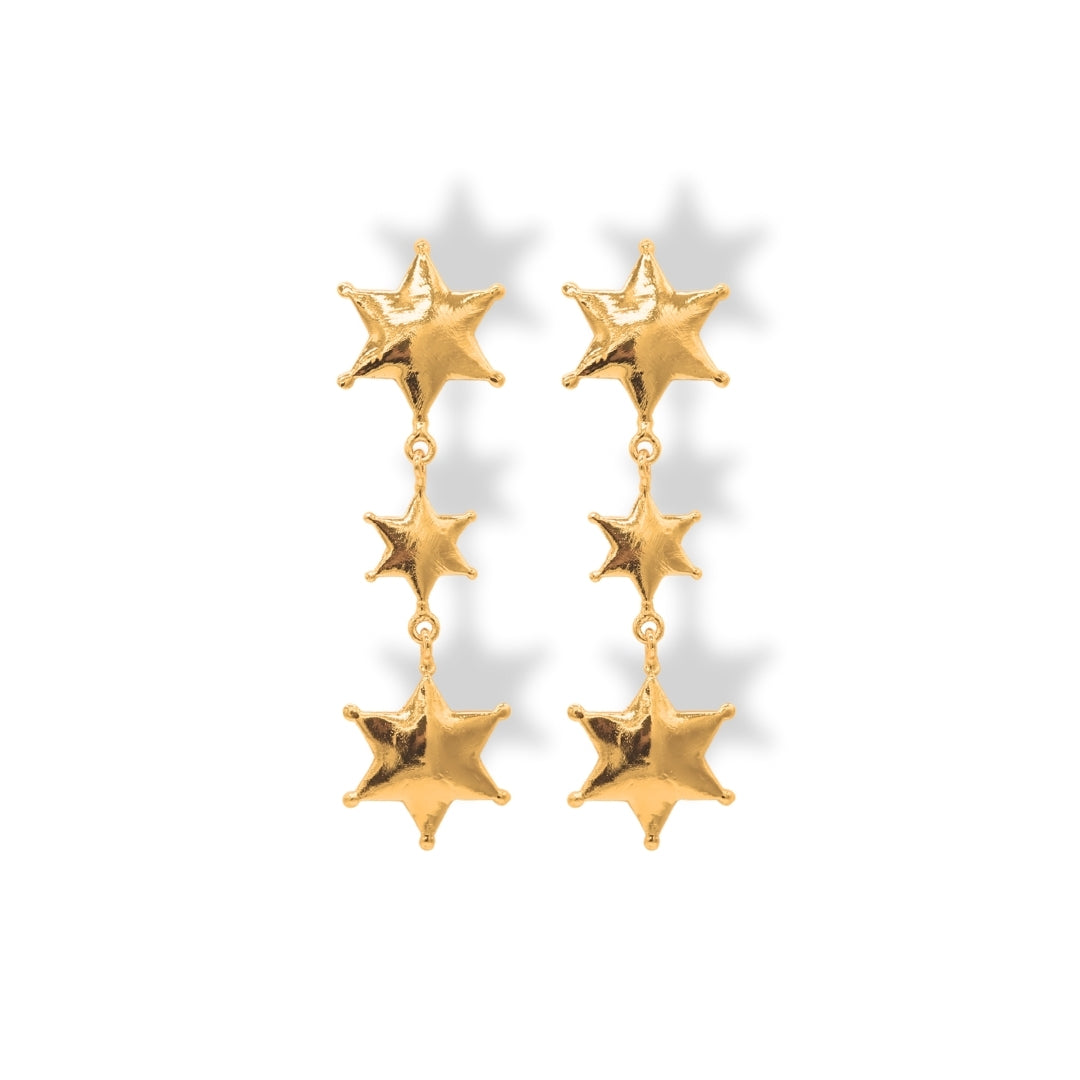 Aretes largos con estrellas de sheriff
vista frontal Brezo Jewelry