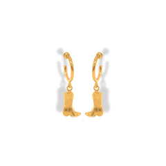 Candongas pequeñas con botas texanas vista frontal