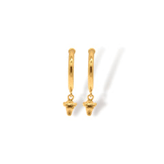 Candongas pequeñas cabeza de perro vista frontal