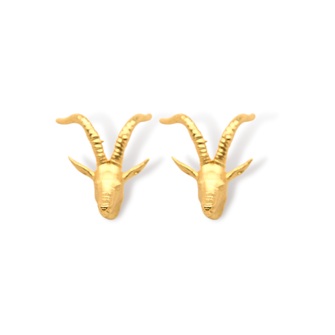 Aretes de antílope vista frontal Brezo Jewelry
