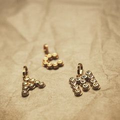 Cadena Letra M varios