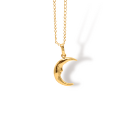 Cadena con media luna grande vista frontal