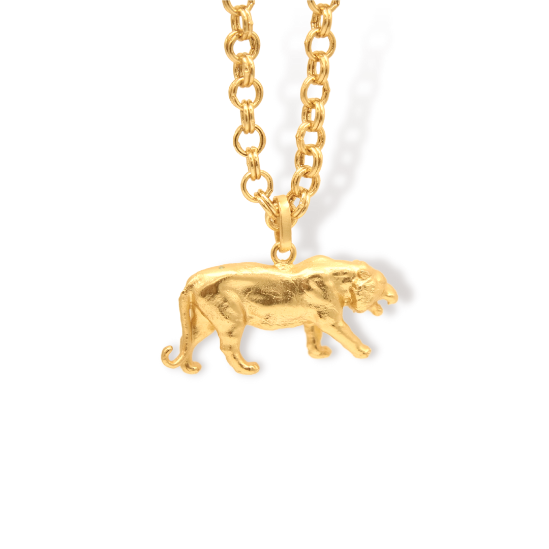 Cadena para mujer de tigre cuerpo completo vista frontal Brezo Jewelry