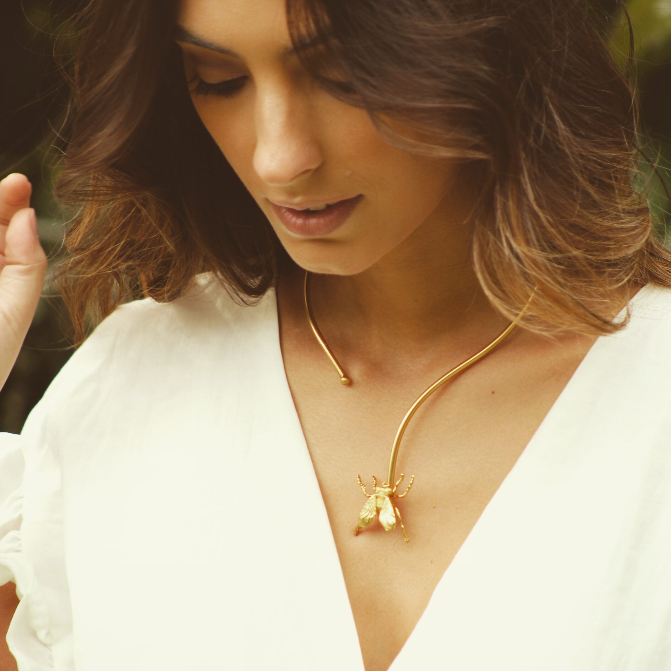 Choker con mosca grande vista real Brezo Jewelry