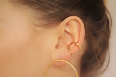 Earcuff entorchado estrecho vista real