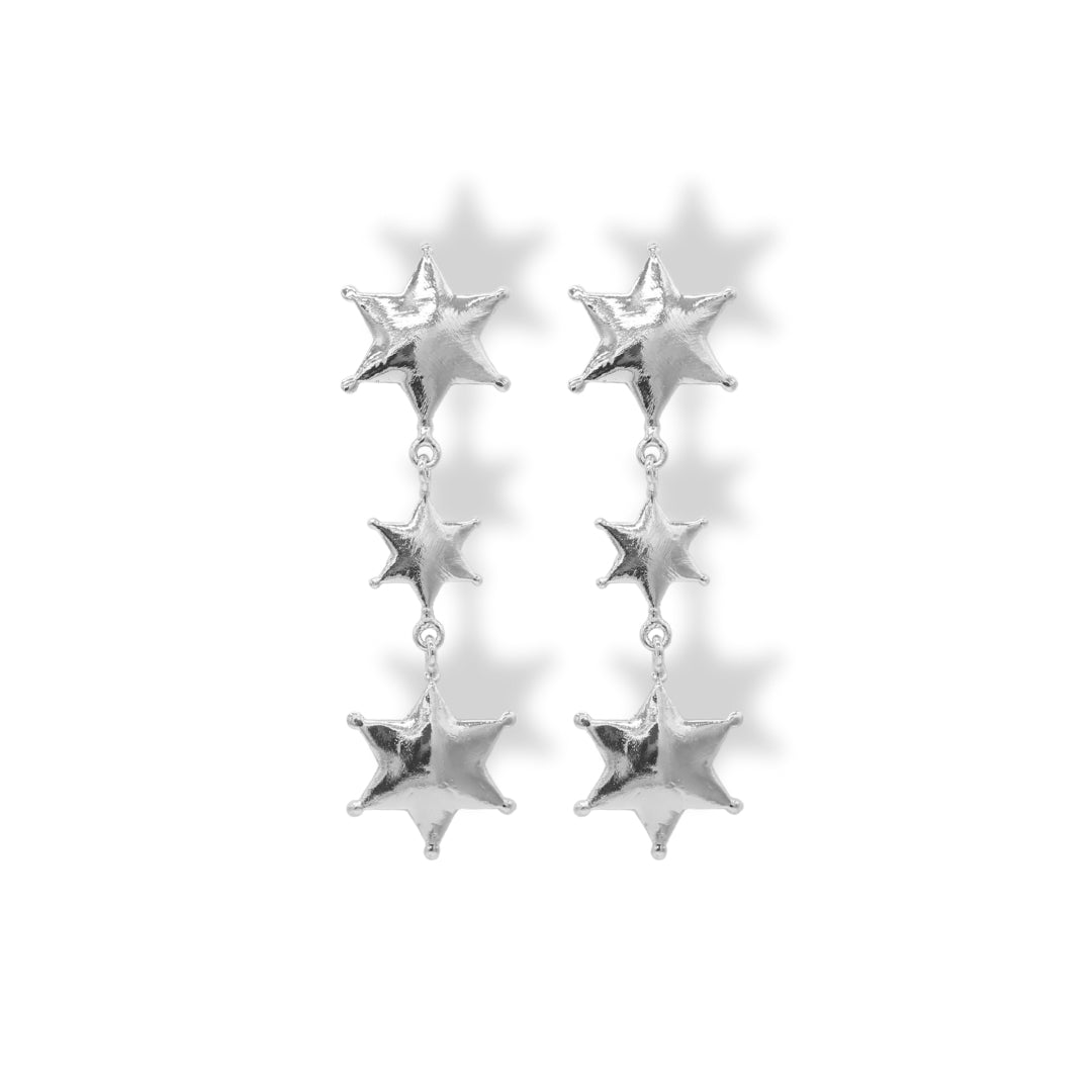 Aretes largos con estrellas de sheriff