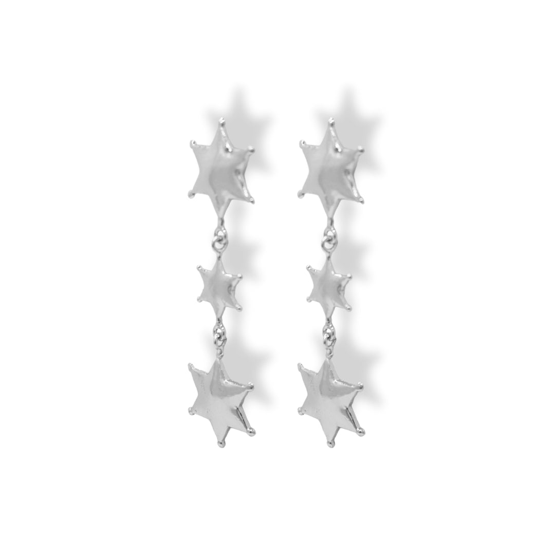 Aretes largos con estrellas de sheriff