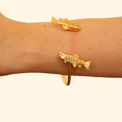 Brazalete con truchas