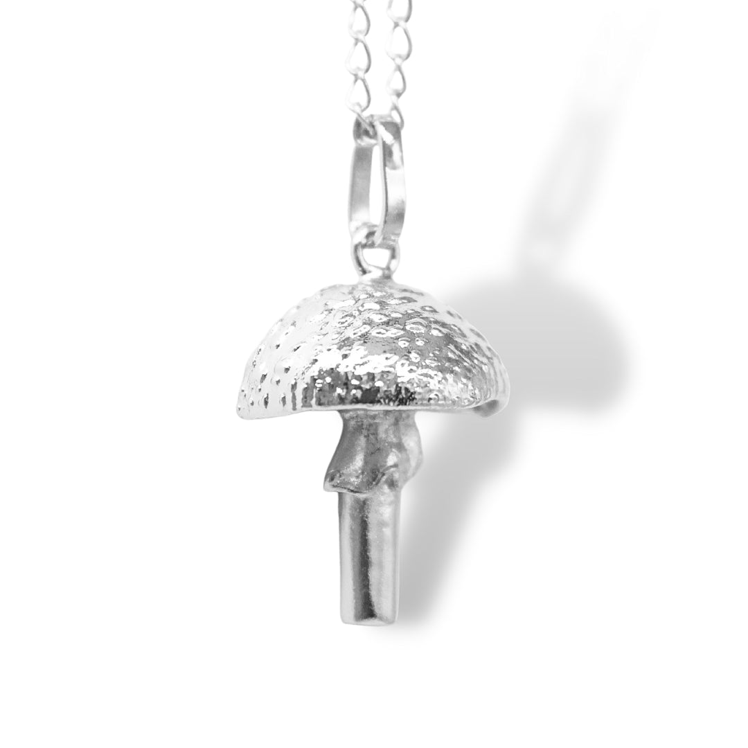Cadena con hongo