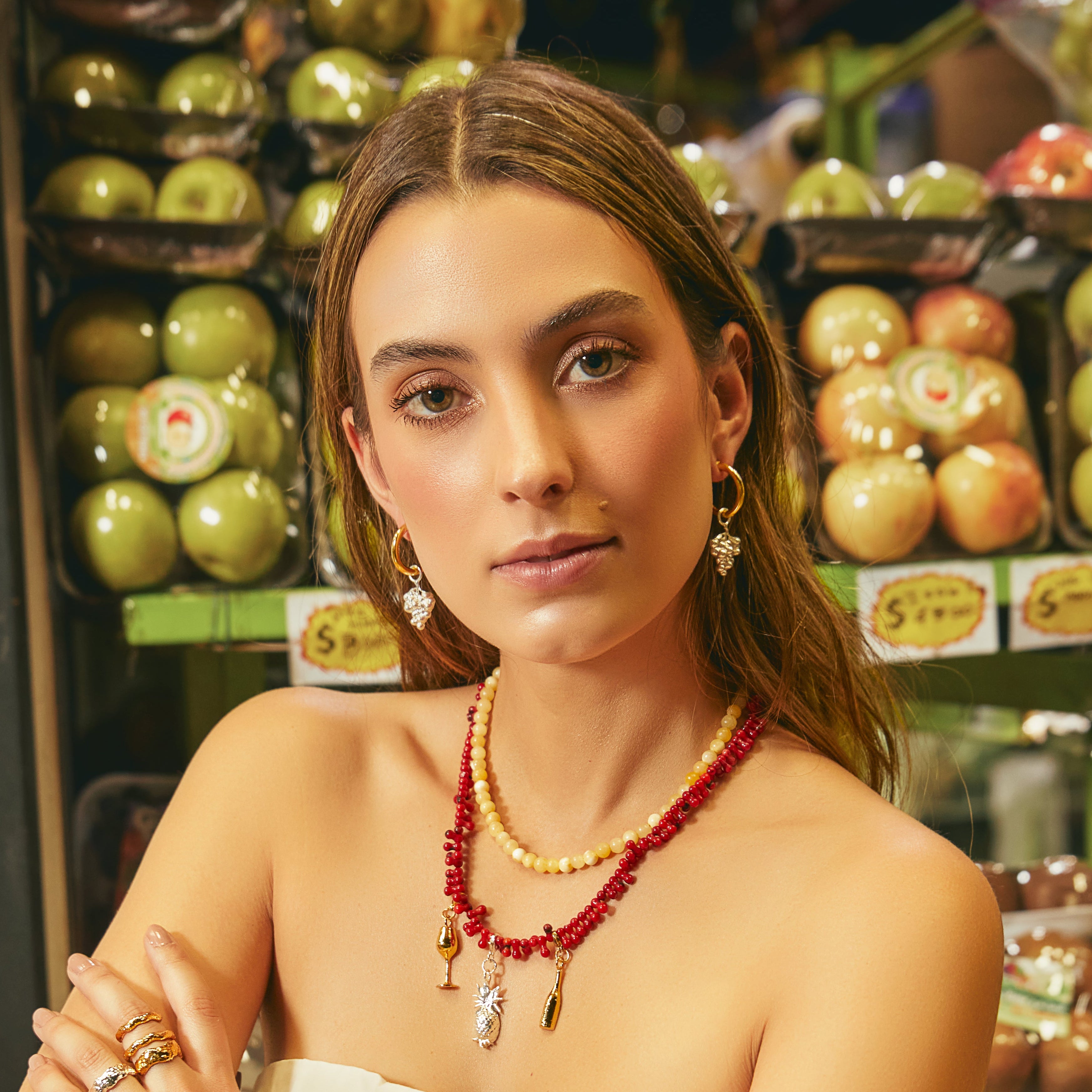 Collar de aragonita amarilla charms en modelo Brezo Jewelry