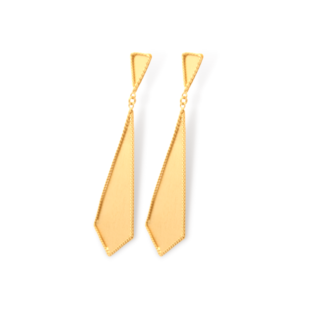 Aretes de corbata vista diagonal